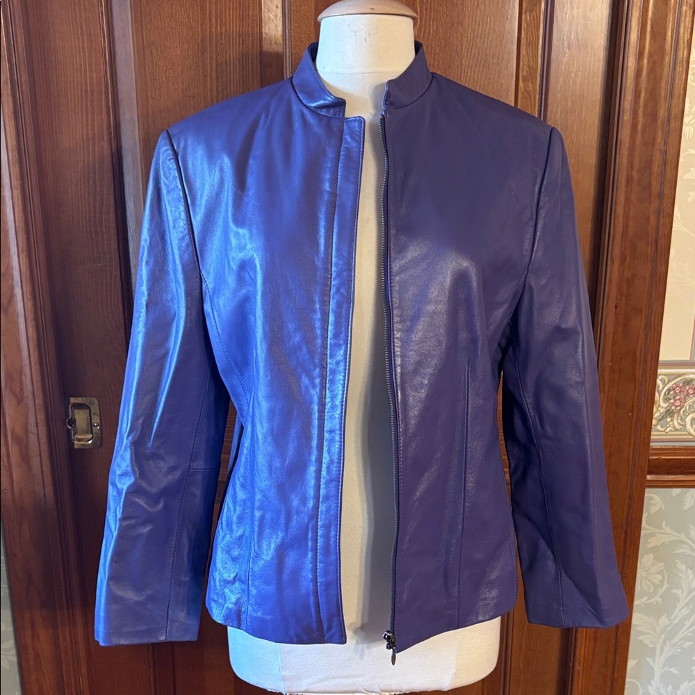 Elegant Women's Light Purple Leather Jacket by Raffaelo. Women’s size large